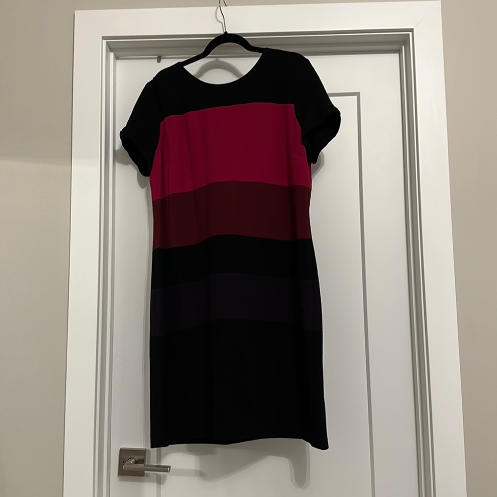 Karl Lagerfeld short sleeve sheath dress